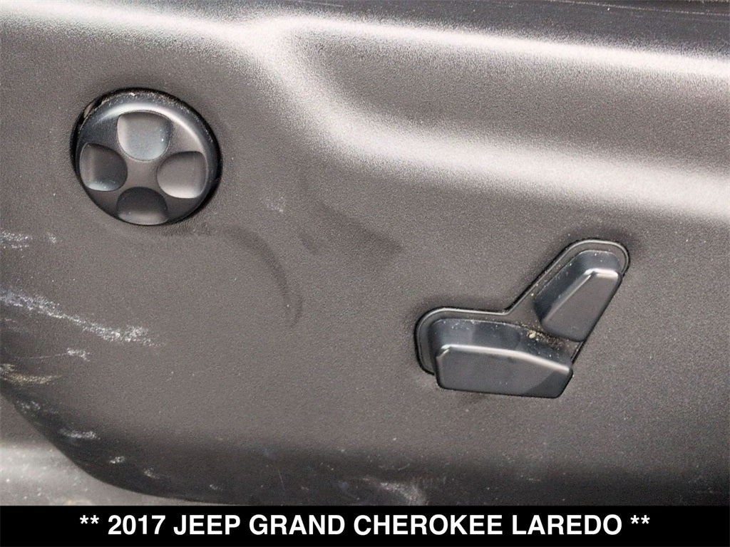 2017 Jeep Grand Cherokee Laredo