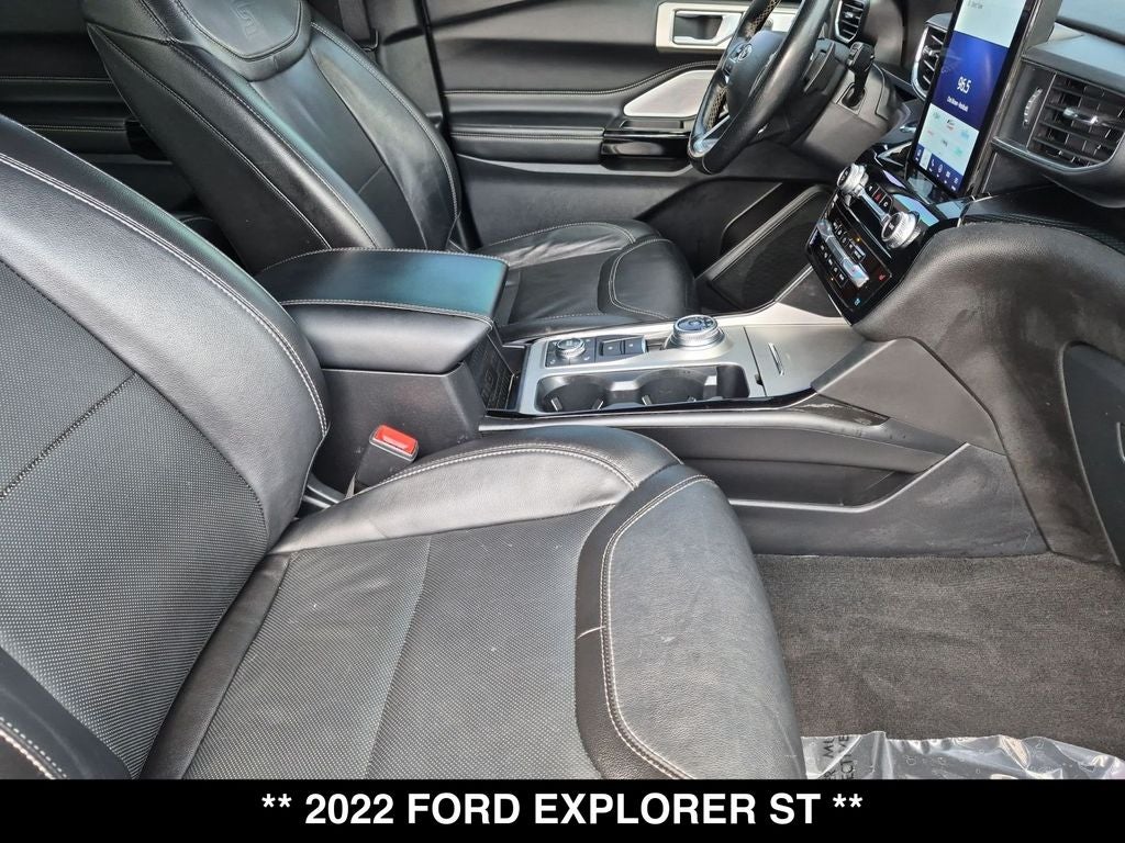 2022 Ford Explorer ST