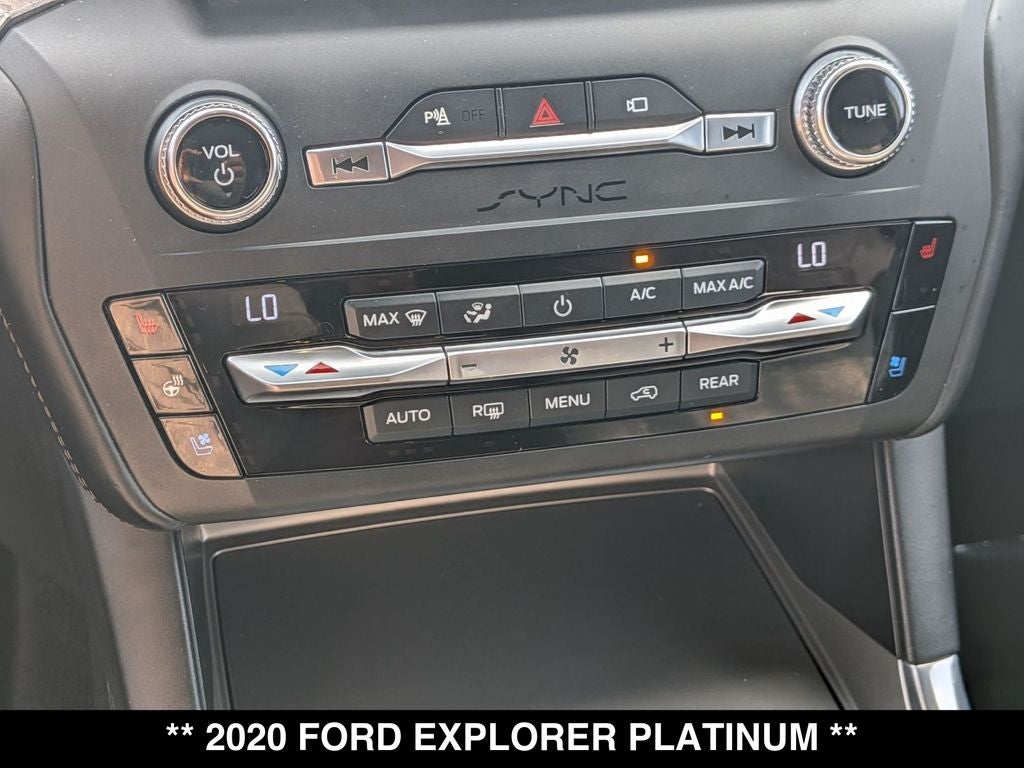 2020 Ford Explorer Platinum