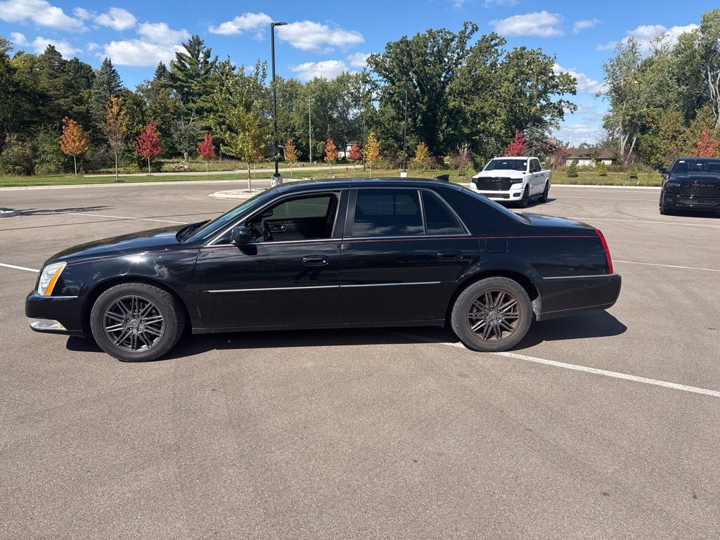 2011 Cadillac DTS Luxury