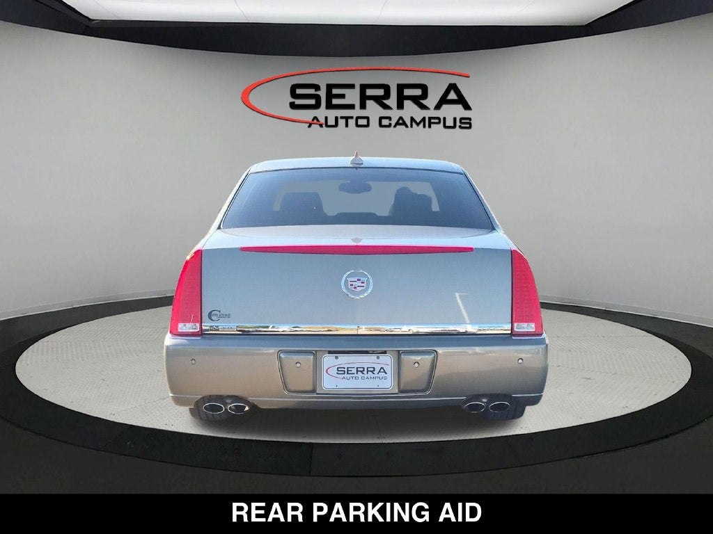 2010 Cadillac DTS Base