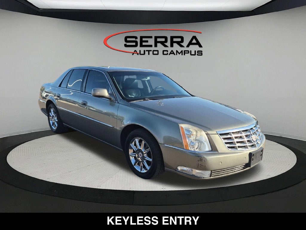 2010 Cadillac DTS Base