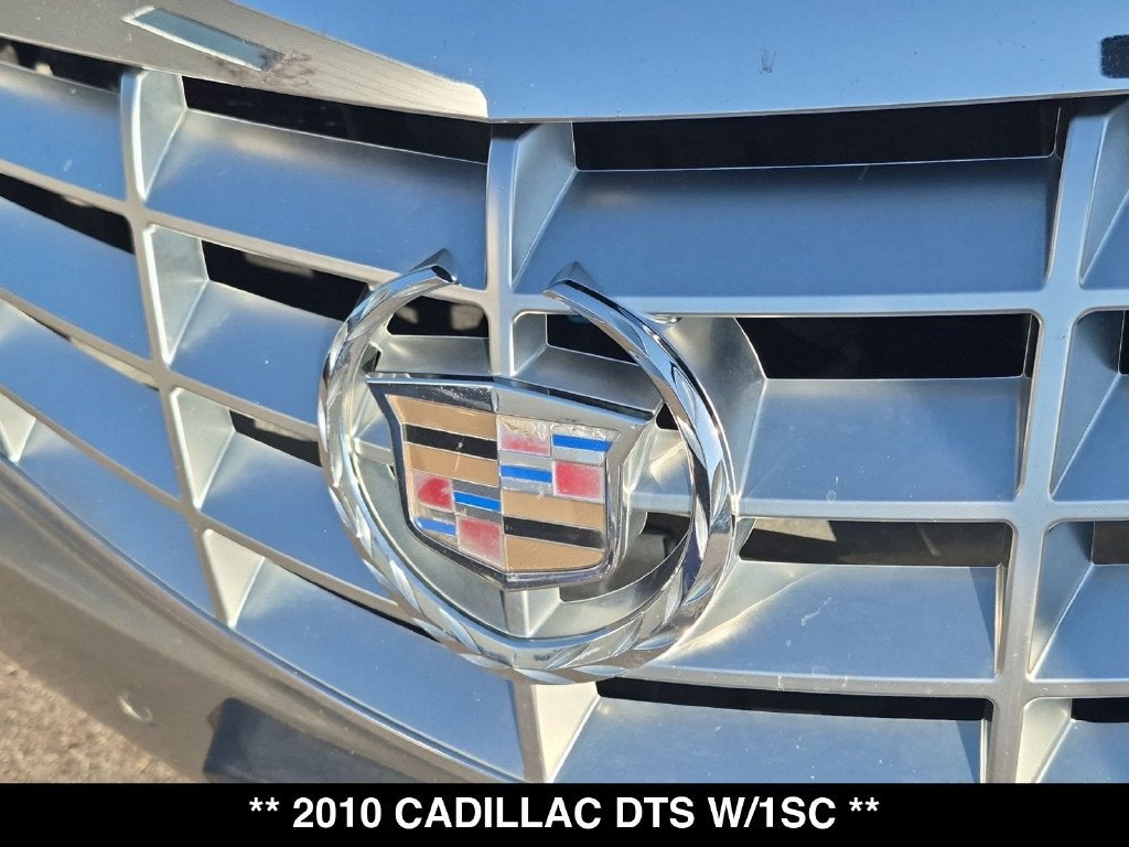 2010 Cadillac DTS Base