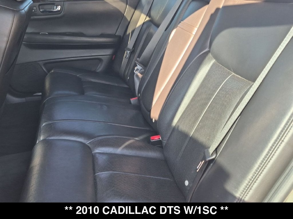 2010 Cadillac DTS Base