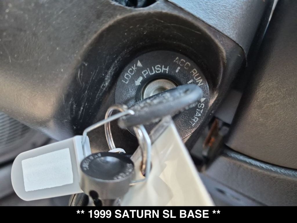 1999 Saturn SL2 Base