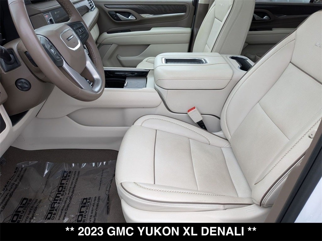 2023 GMC Yukon XL Denali