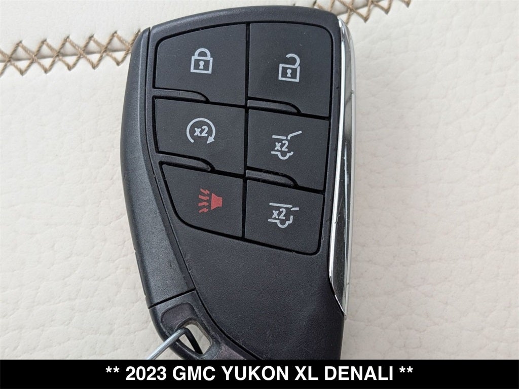 2023 GMC Yukon XL Denali