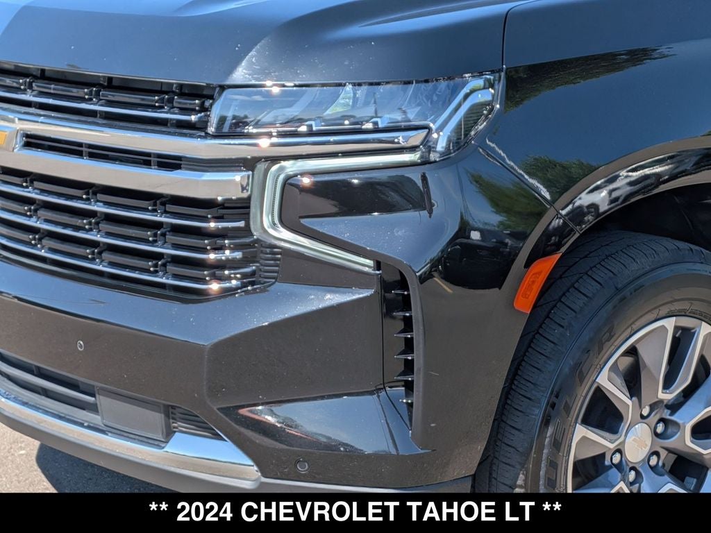 2024 Chevrolet Tahoe LT Middle Bucket Seats