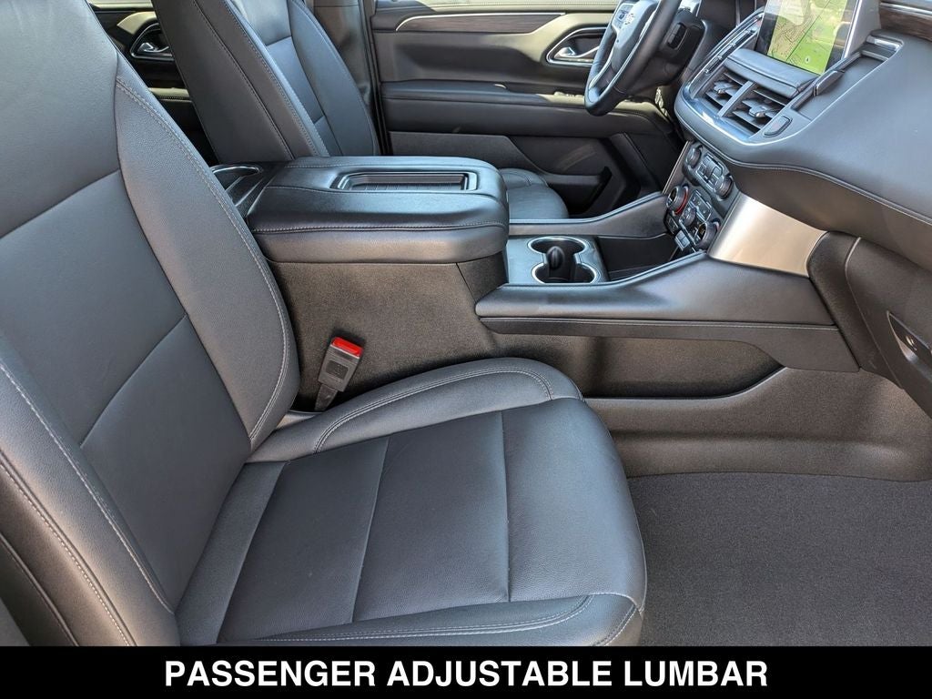 2024 Chevrolet Tahoe LT Middle Bucket Seats