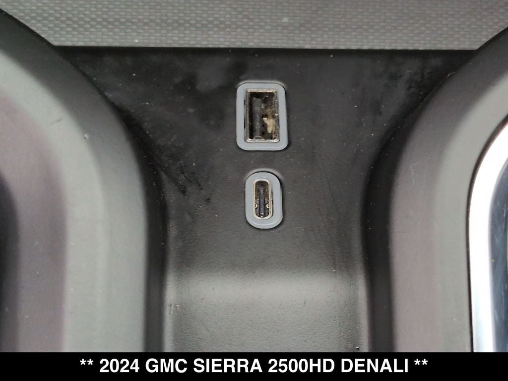 2024 GMC Sierra 2500HD Denali