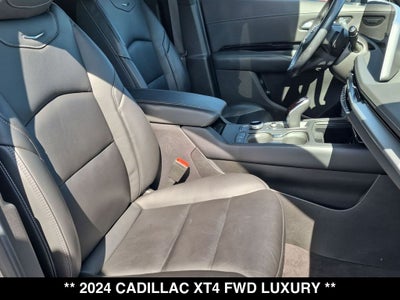 2024 Cadillac XT4 Luxury