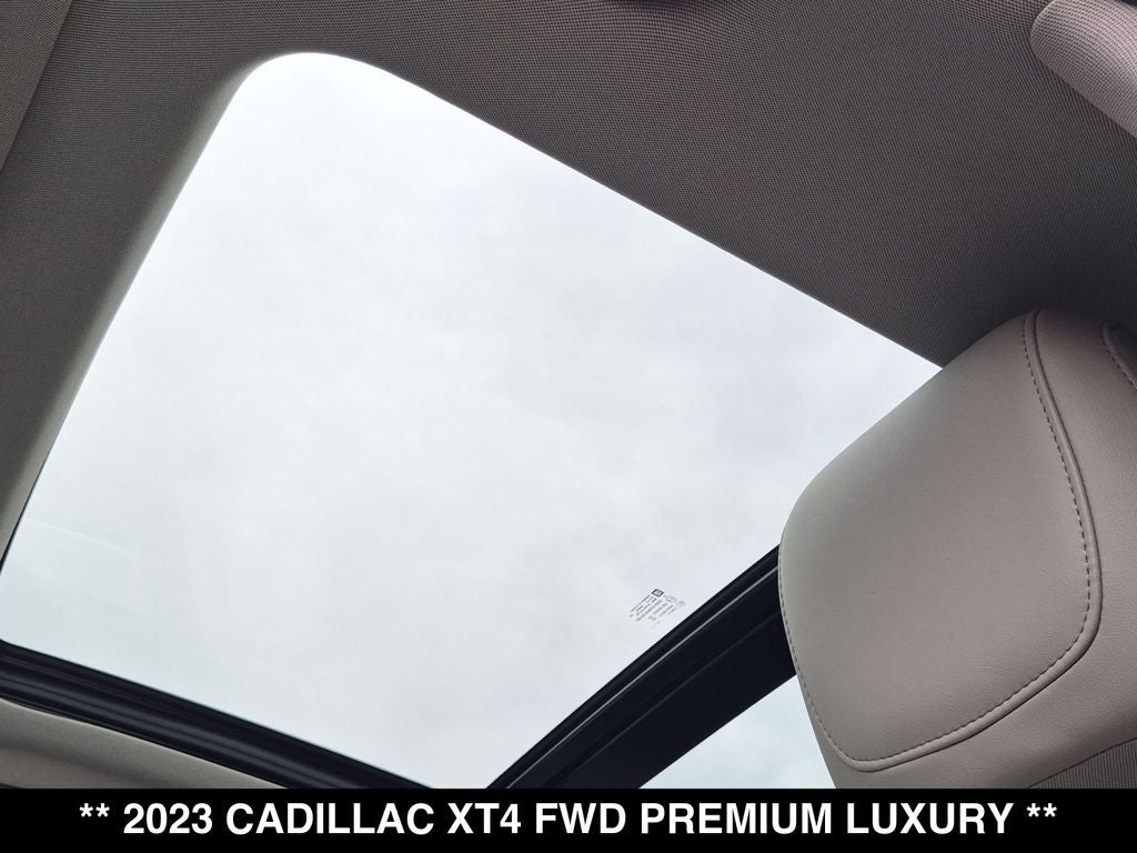 2023 Cadillac XT4 Premium Luxury