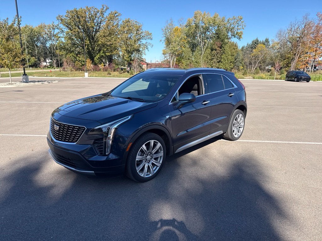 2020 Cadillac XT4 Premium Luxury