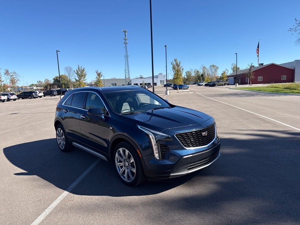 2020 Cadillac XT4 Premium Luxury
