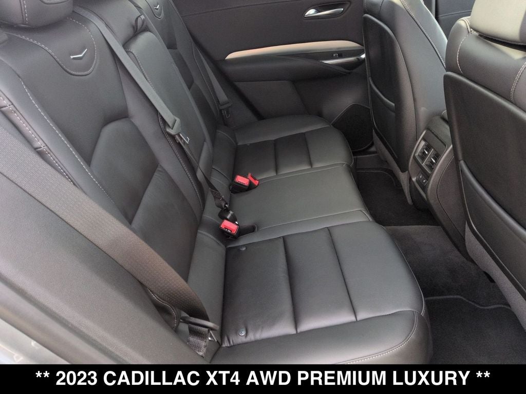 2023 Cadillac XT4 Premium Luxury