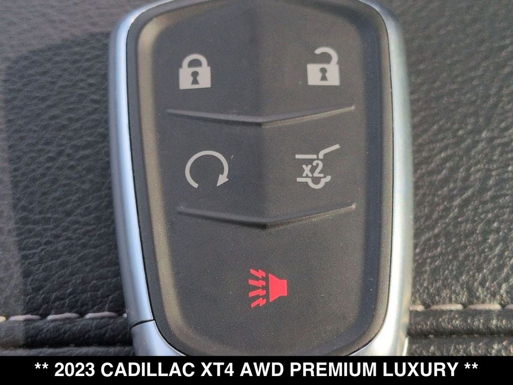 2023 Cadillac XT4 Premium Luxury
