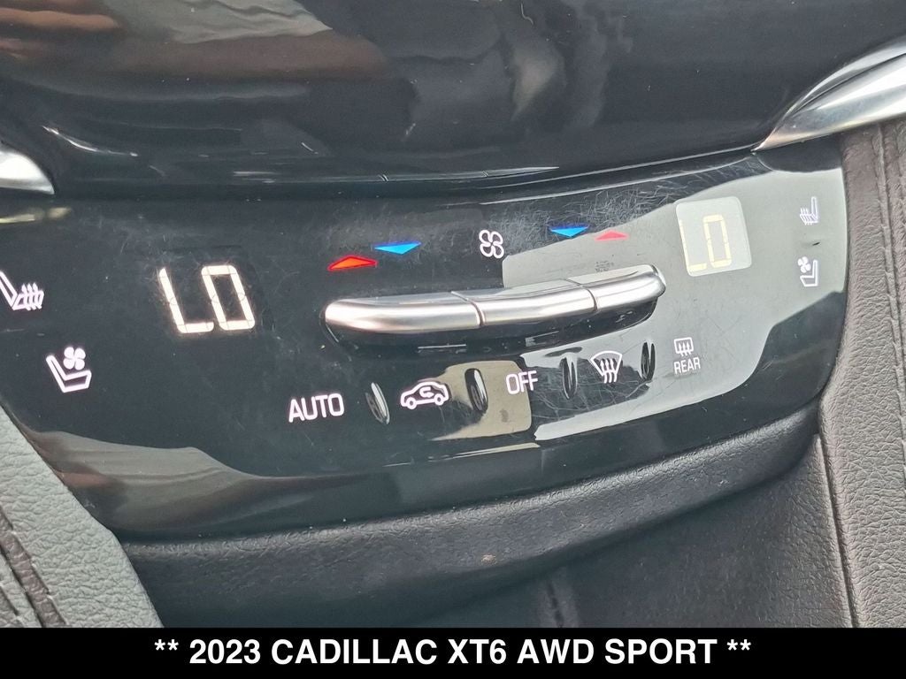 2023 Cadillac XT6 Sport