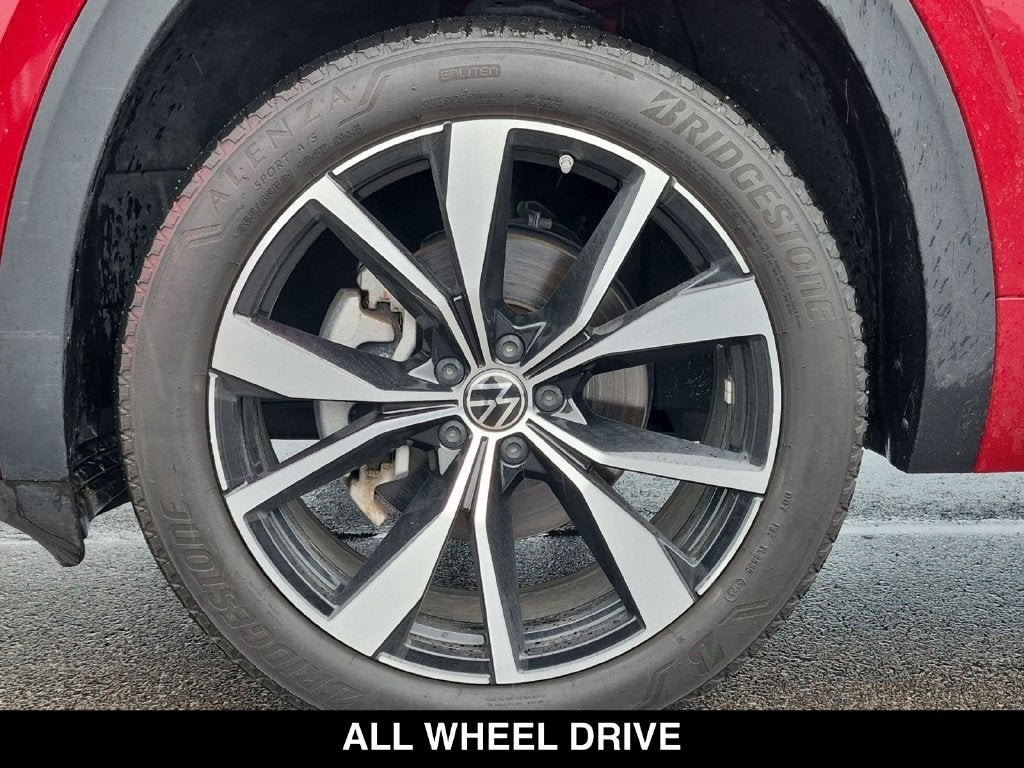 2024 Volkswagen Atlas Cross Sport 2.0T SEL Premium R-Line