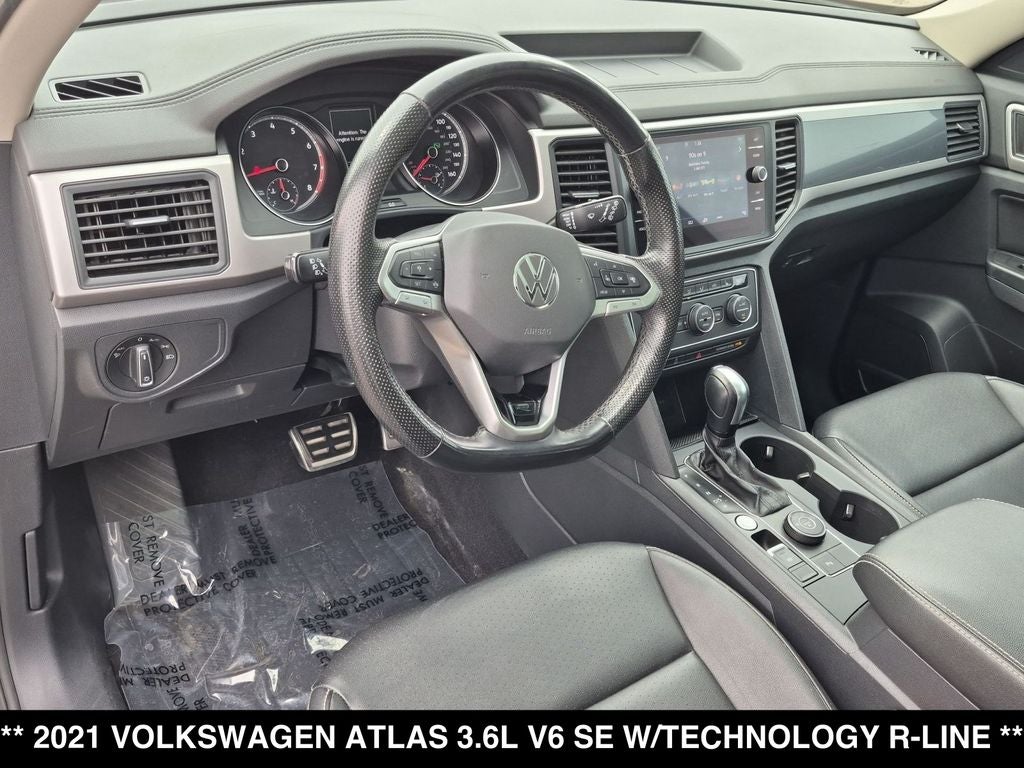 2021 Volkswagen Atlas 3.6L V6 SE w/Technology R-Line