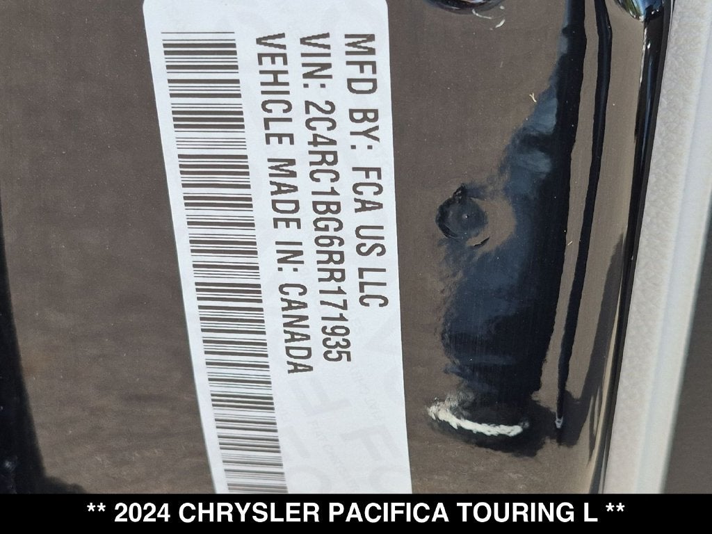 2024 Chrysler Pacifica Touring L