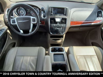 2016 Chrysler Town & Country Touring-L