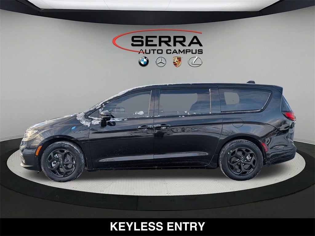 2022 Chrysler Pacifica Hybrid Limited