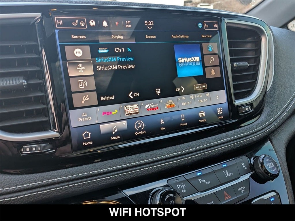 2022 Chrysler Pacifica Hybrid Limited