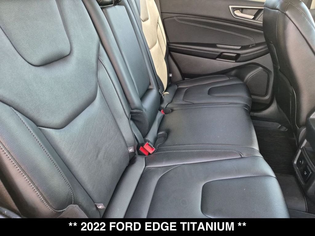 2022 Ford Edge Titanium