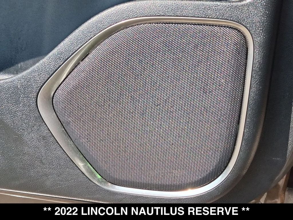 2022 Lincoln Nautilus Reserve