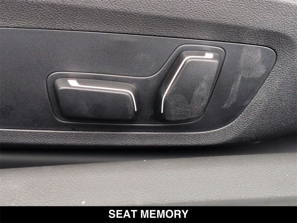 2026 BMW 230i 230i xDrive