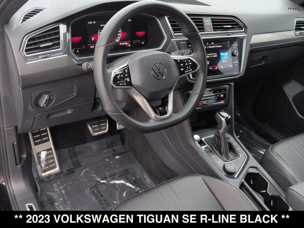 2023 Volkswagen Tiguan 2.0T SE R-Line Black