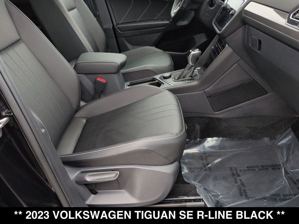 2023 Volkswagen Tiguan 2.0T SE R-Line Black