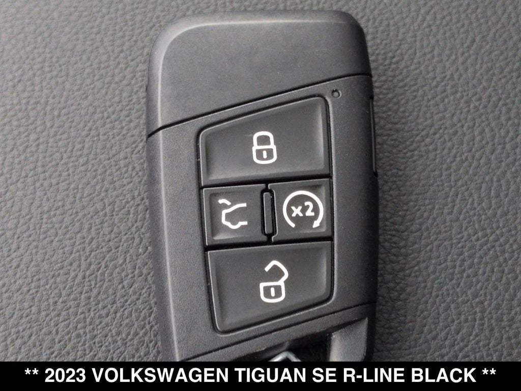 2023 Volkswagen Tiguan 2.0T SE R-Line Black
