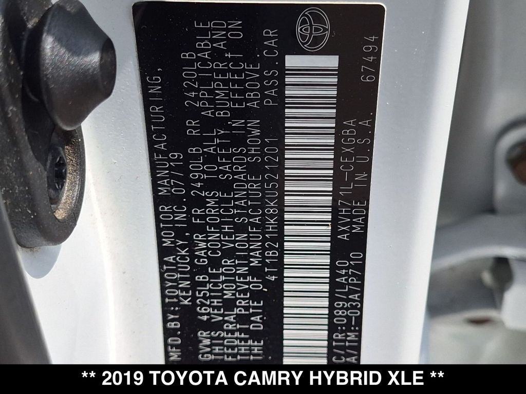 2019 Toyota Camry Hybrid XLE