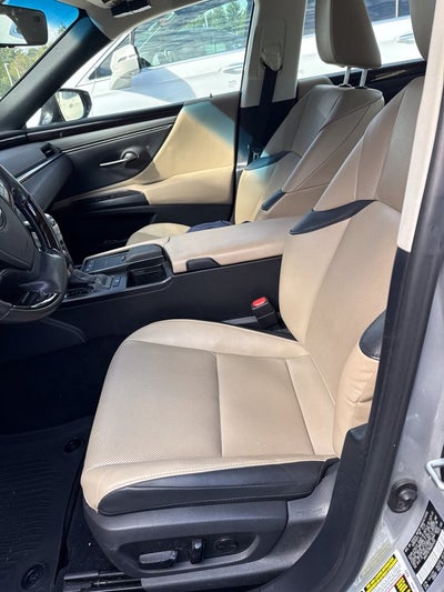 2021 Lexus ES 250