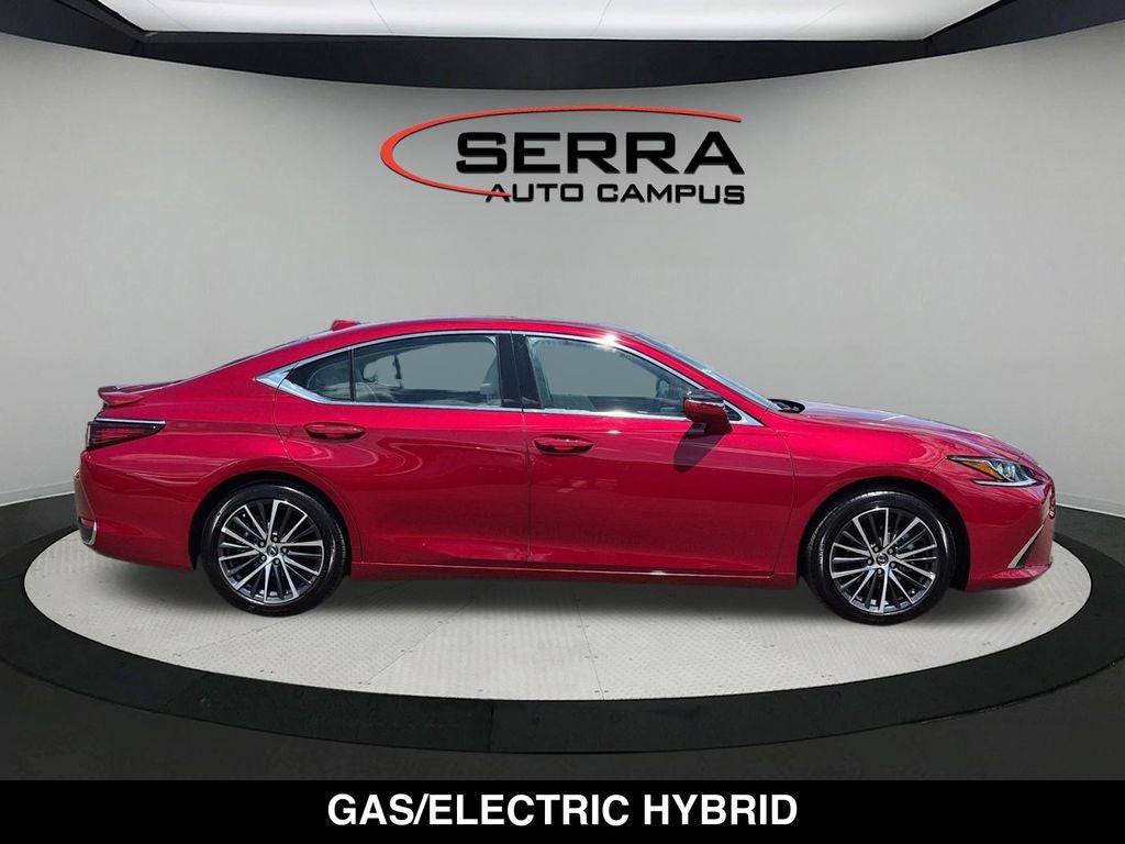 2025 Lexus ES 300h