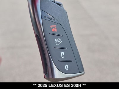 2025 Lexus ES 300h