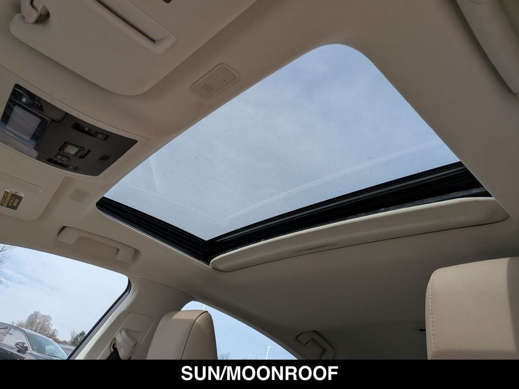 2020 Lexus ES 300h Luxury