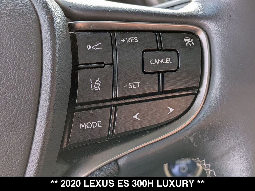 2020 Lexus ES 300h Luxury