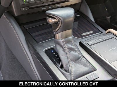 2020 Lexus ES 300h Luxury