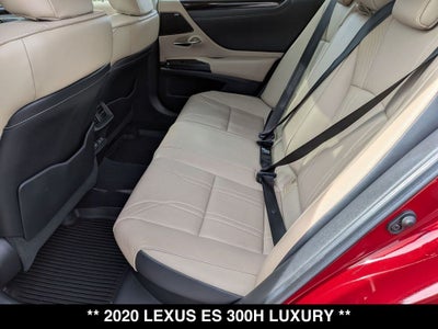 2020 Lexus ES 300h Luxury