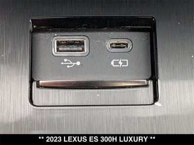 2023 Lexus ES 300h Luxury