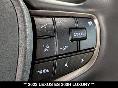 2023 Lexus ES 300h Luxury