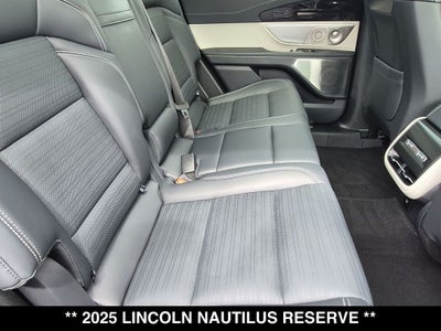 2025 Lincoln Nautilus Reserve