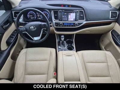 2019 Toyota Highlander Limited Platinum