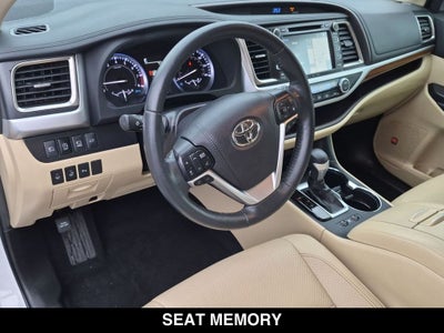 2019 Toyota Highlander Limited Platinum