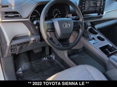 2022 Toyota Sienna LE 8 Passenger