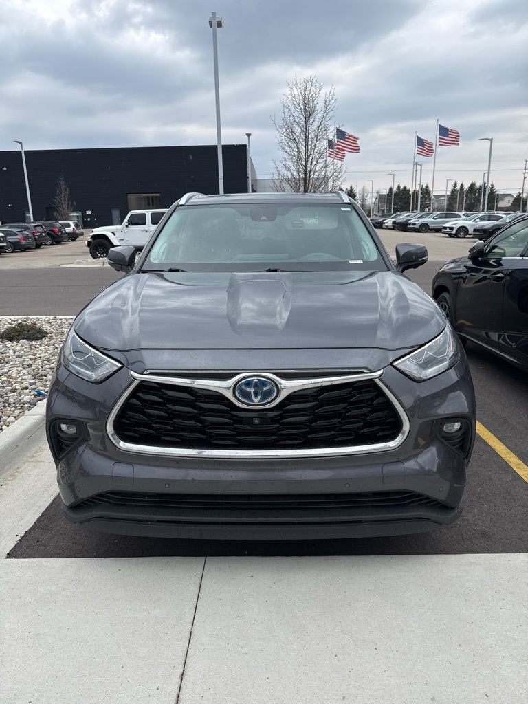2023 Toyota Highlander Hybrid Limited