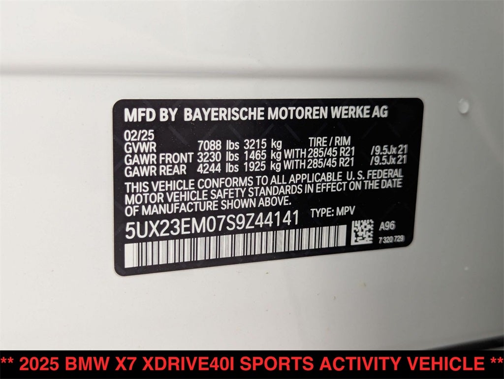 2025 BMW X7 xDrive40i