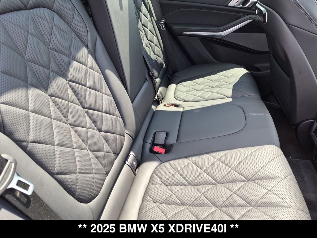 2025 BMW X5 xDrive40i